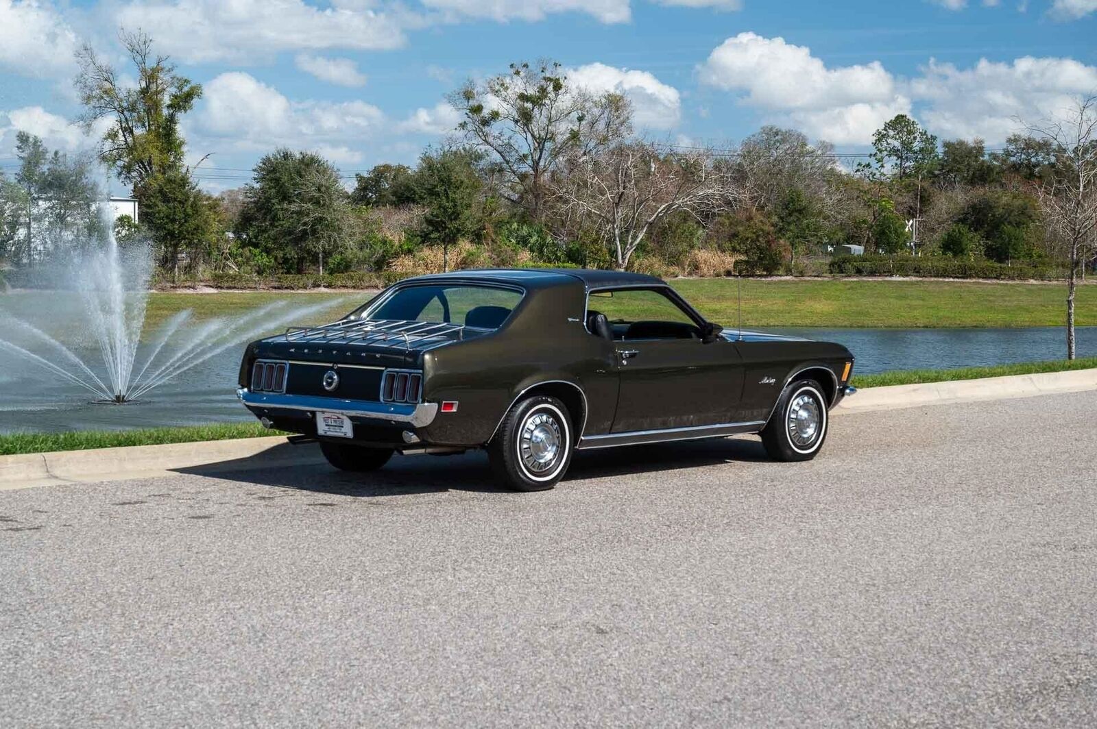 Ford-Mustang-1970-2-Door-5