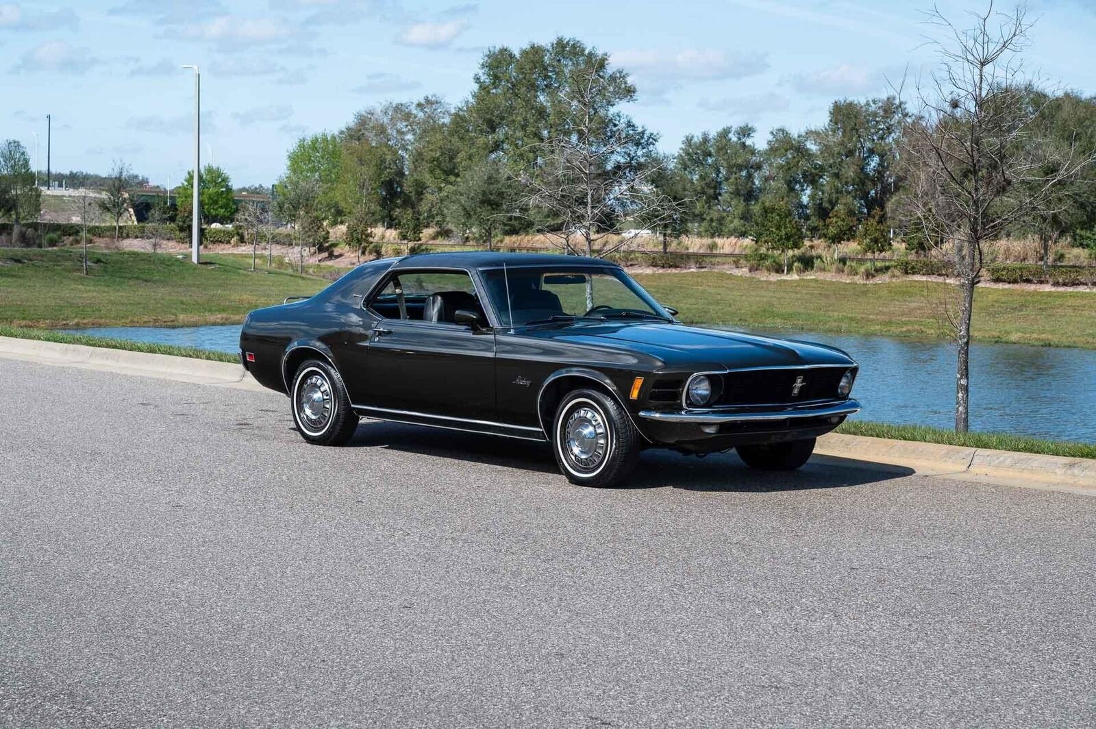 Ford-Mustang-1970-2-Door-8