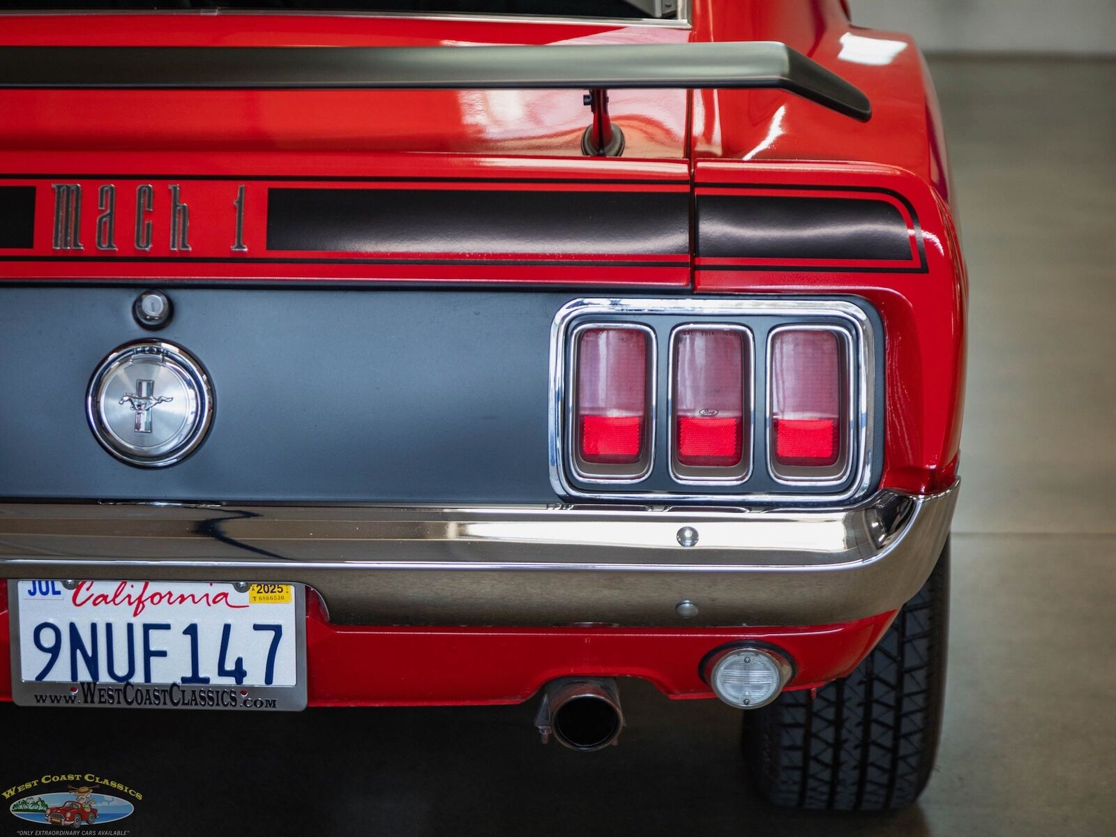 Ford-Mustang-1970-2-Door-Sportsroof-Fastback-19