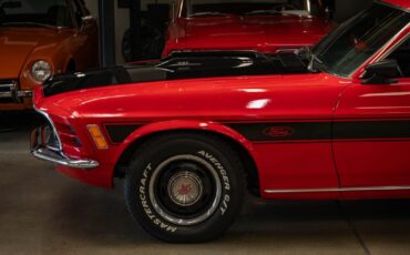 Ford-Mustang-1970-2-Door-Sportsroof-Fastback-4