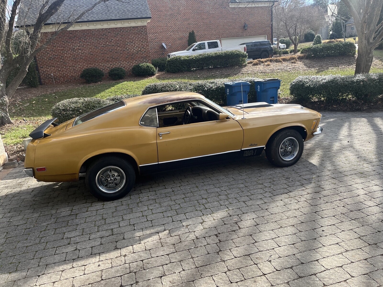 Ford-Mustang-1970-Coupe-2
