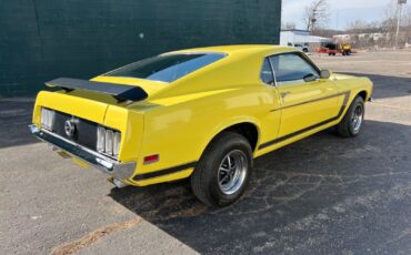 Ford-Mustang-1970-Fastback-3