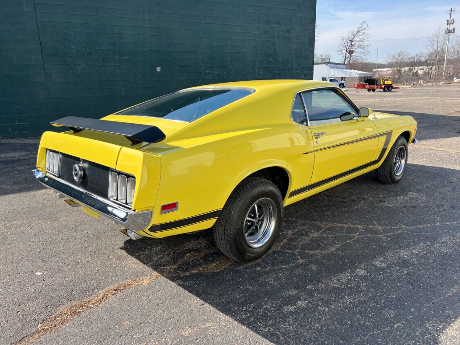 Ford-Mustang-1970-Fastback-3