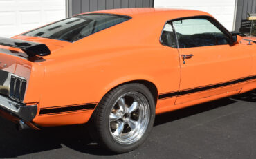 Ford-Mustang-1970-Fastback-8