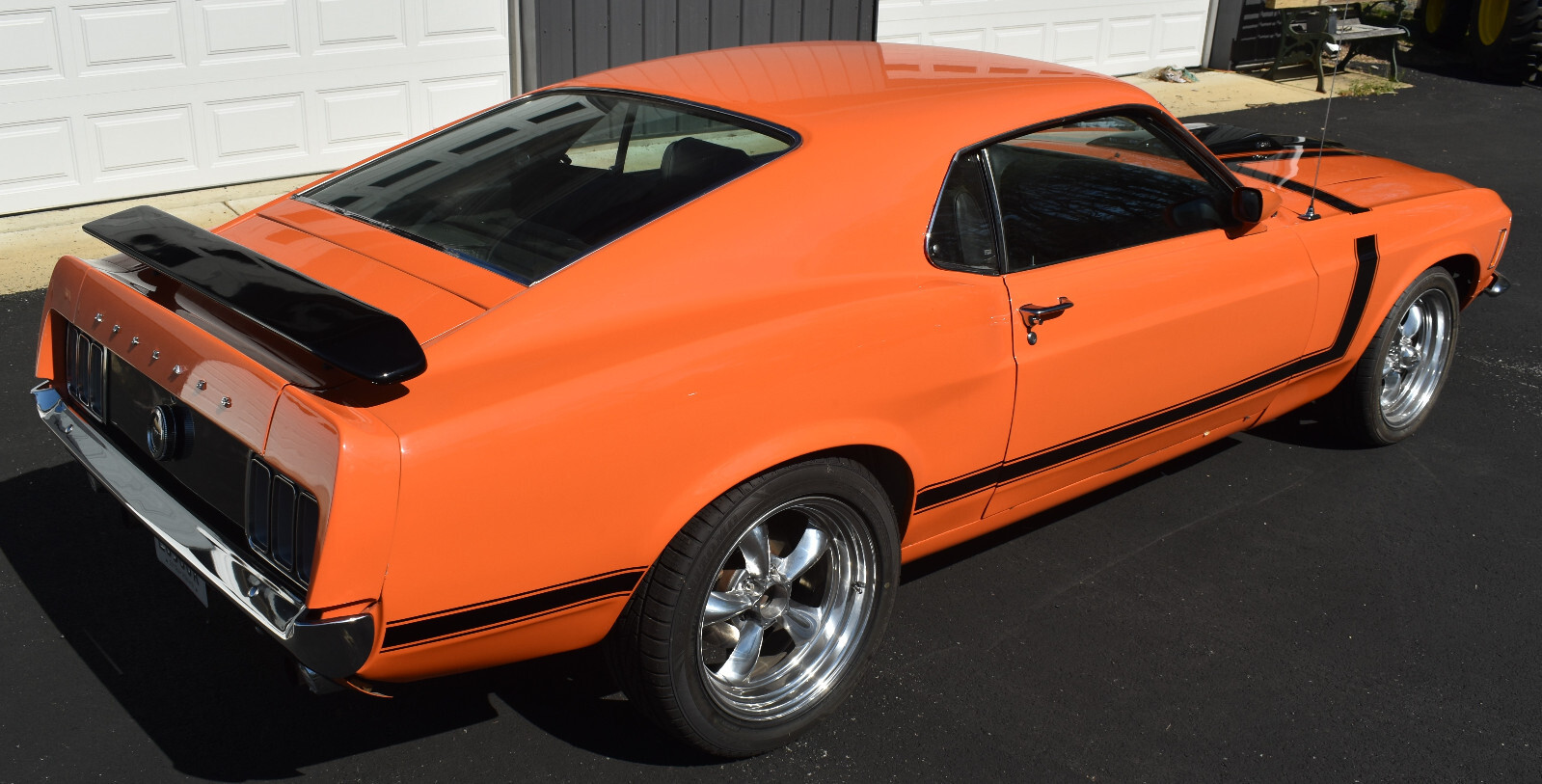 Ford-Mustang-1970-Fastback-9