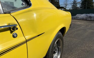 Ford-Mustang-1970-Fastback-9