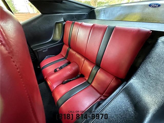 Ford-Mustang-1971-Coupe-10