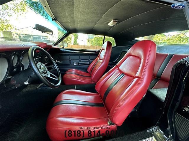 Ford-Mustang-1971-Coupe-2