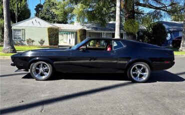 Ford-Mustang-1971-Coupe-21