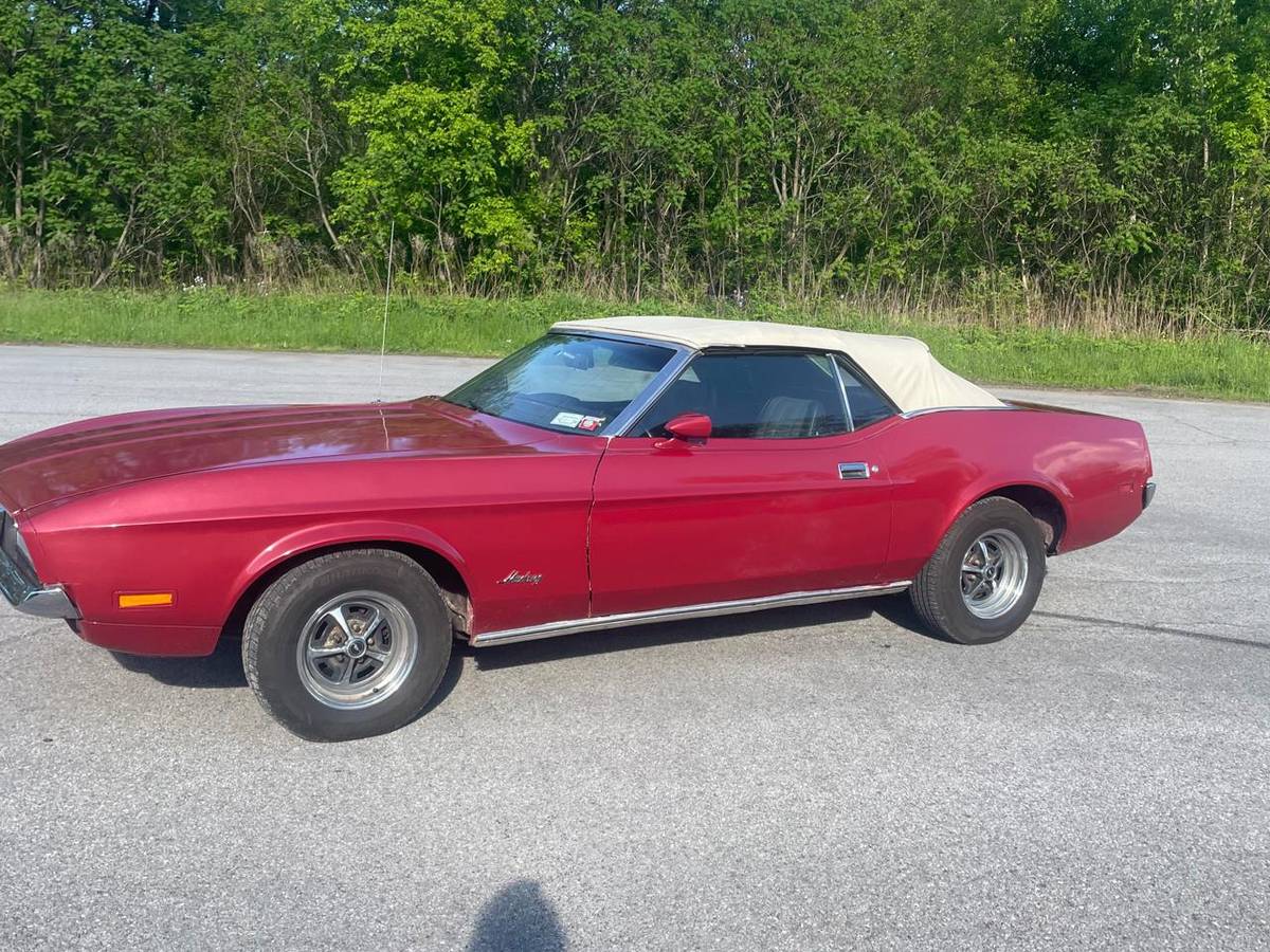 Ford-Mustang-1972-red