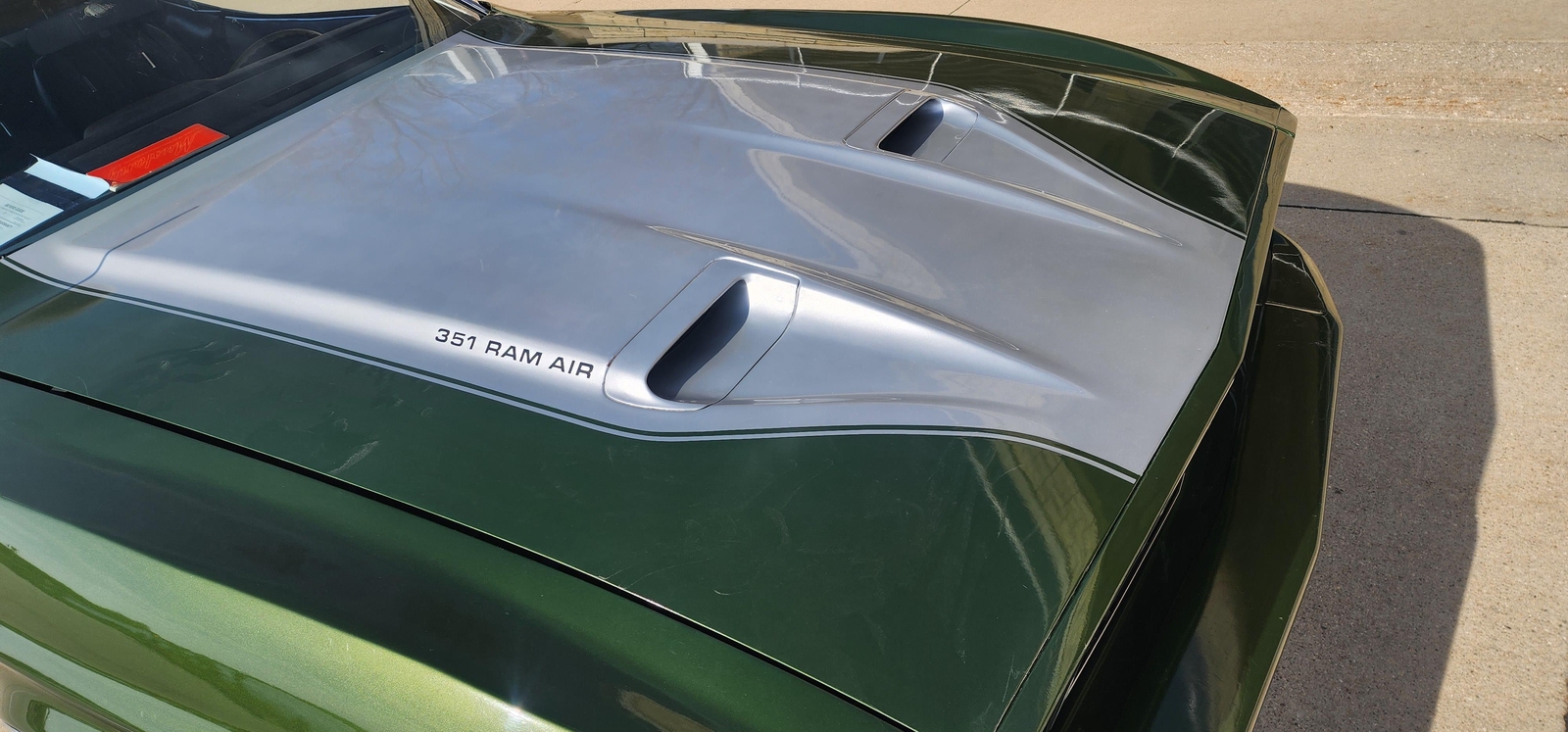 Ford-Mustang-1973-2-dr-18