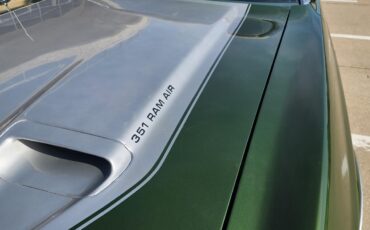 Ford-Mustang-1973-2-dr-3