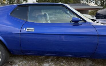 Ford-Mustang-1973-Fastback-10