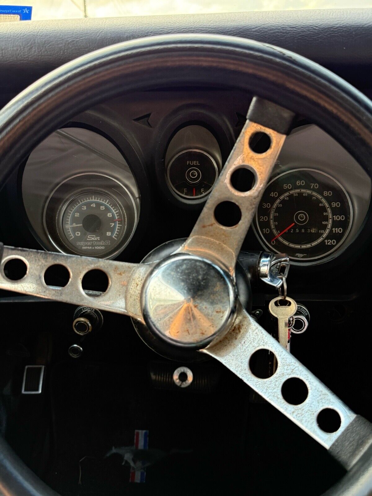 Ford-Mustang-1973-Fastback-26