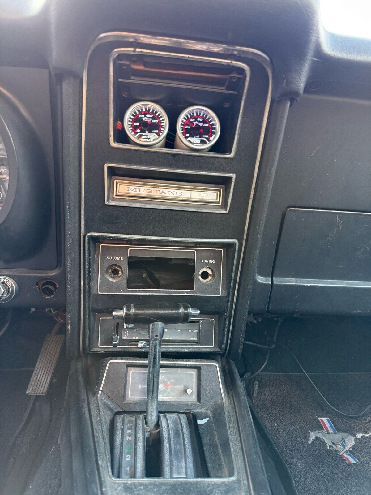 Ford-Mustang-1973-Fastback-28