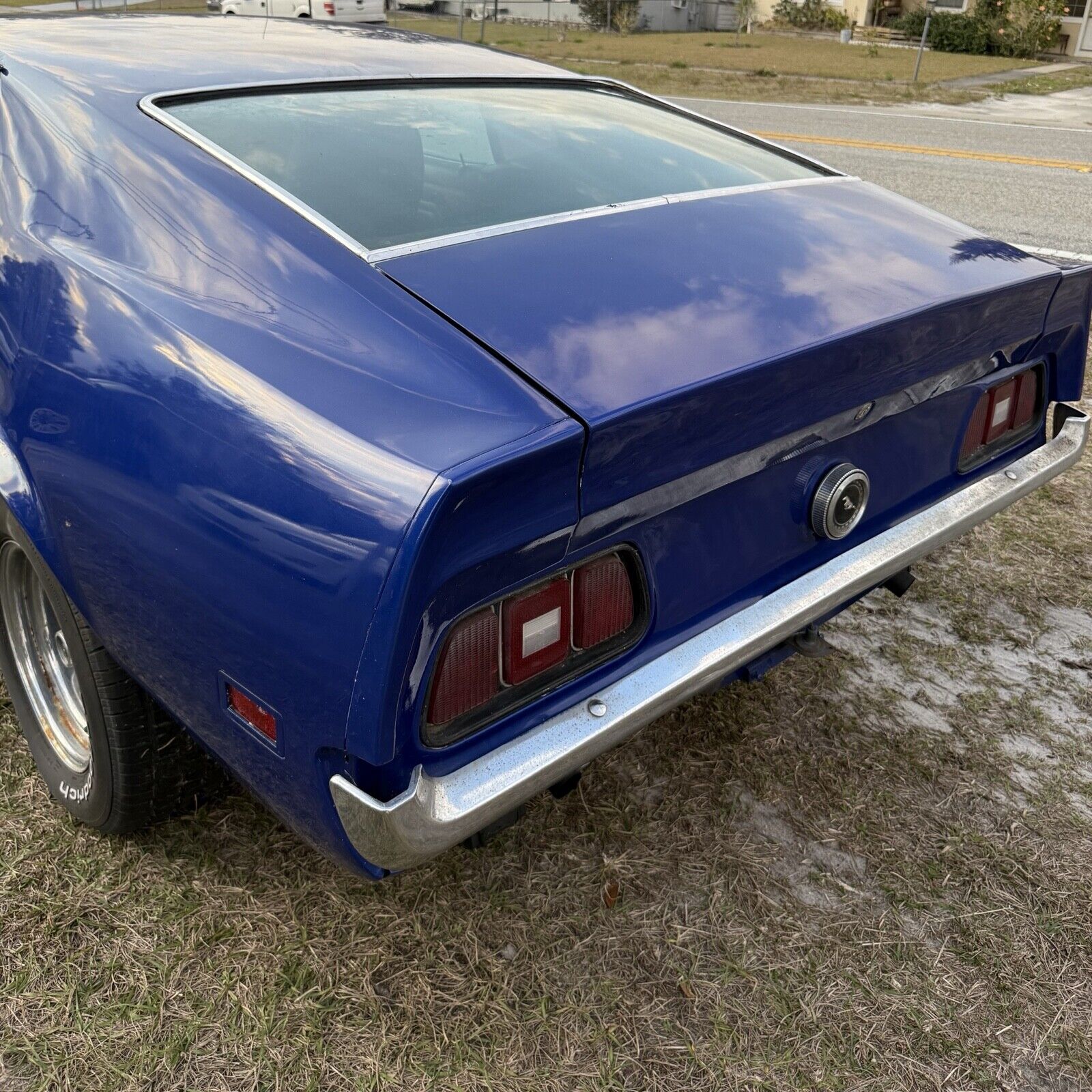 Ford-Mustang-1973-Fastback-5
