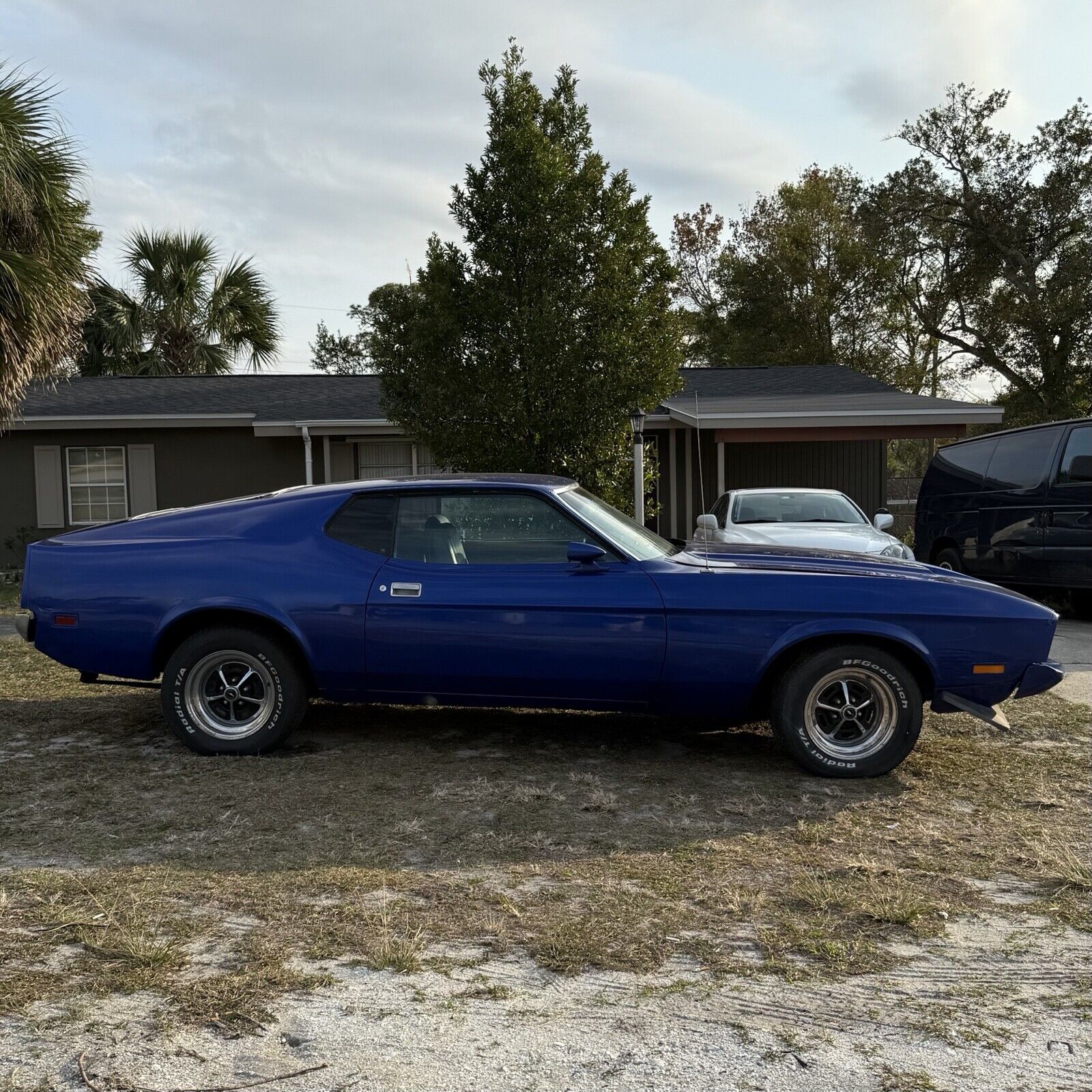 Ford-Mustang-1973-Fastback-7