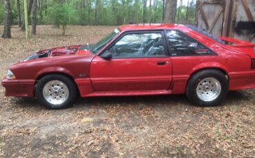 Ford-Mustang-1979-red-1