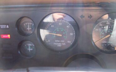 Ford-Mustang-1982-Hatchback-15