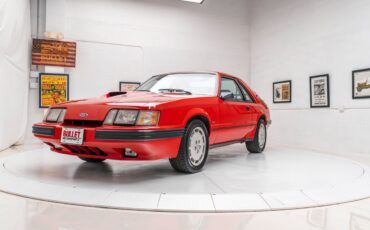 Ford-Mustang-1986-1