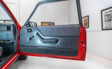 Ford-Mustang-1986-16