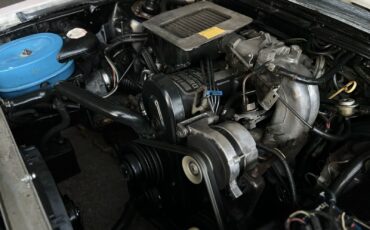Ford-Mustang-1986-Hatchback-16