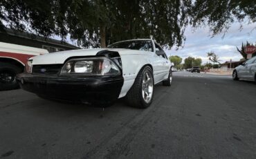 Ford-Mustang-1986-Hatchback-2