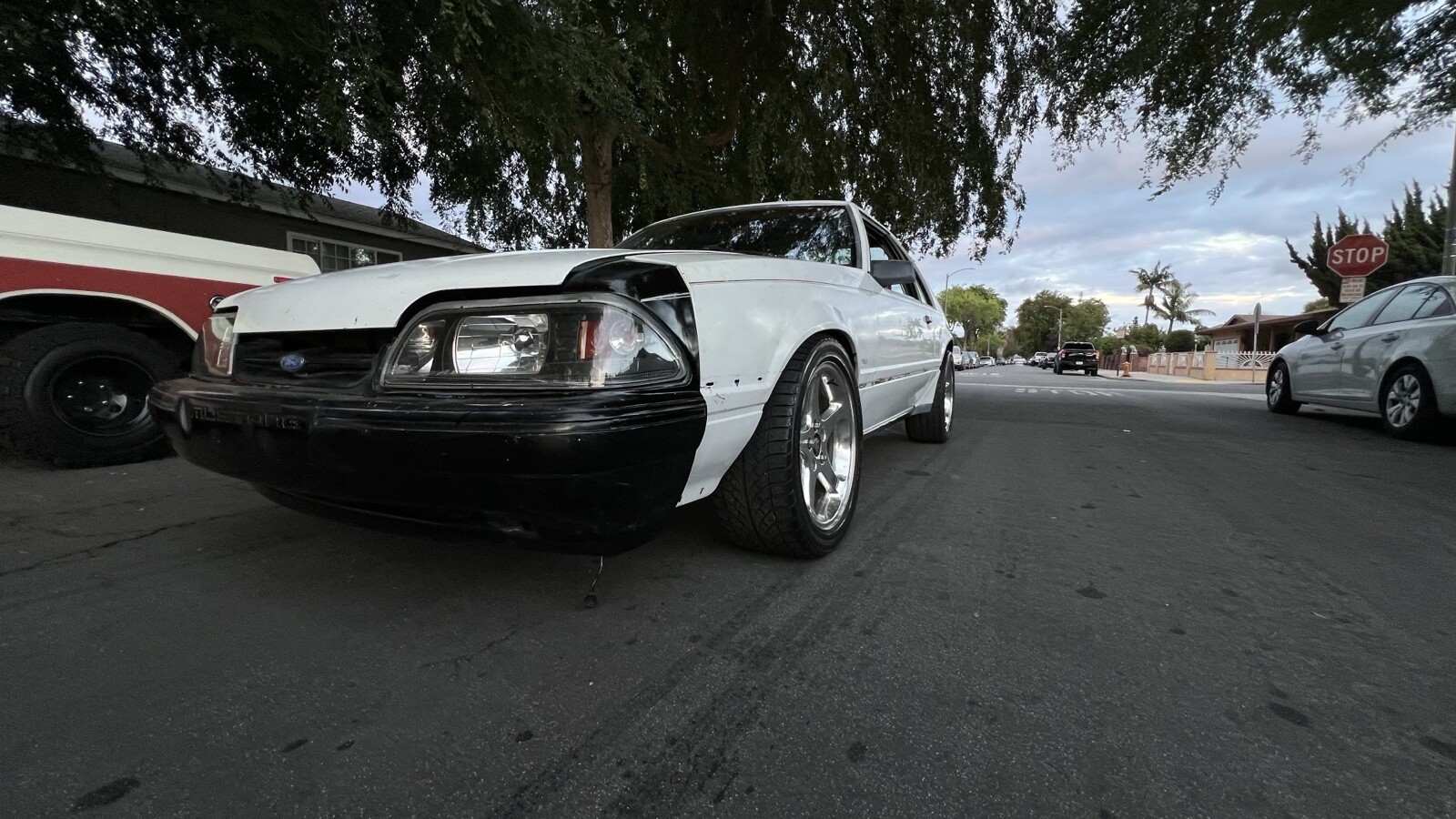 Ford-Mustang-1986-Hatchback-2