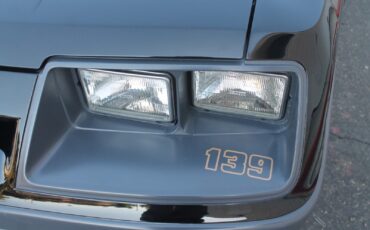 Ford-Mustang-1986-Hatchback-2