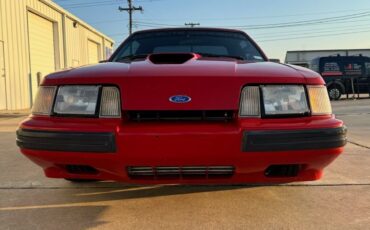 Ford-Mustang-1986-Hatchback-2
