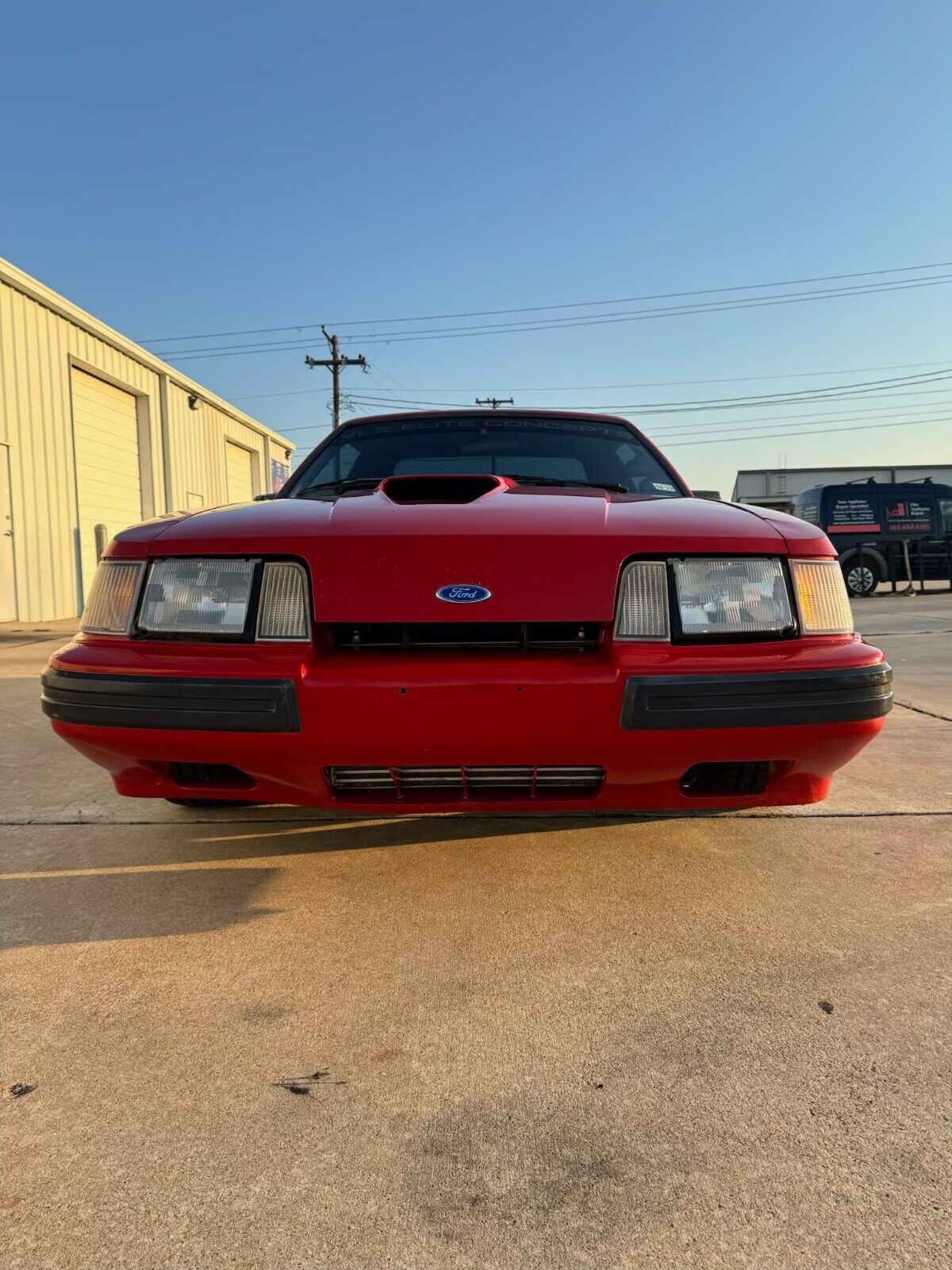 Ford-Mustang-1986-Hatchback-2