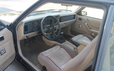 Ford-Mustang-1986-Hatchback-21
