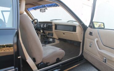 Ford-Mustang-1986-Hatchback-22
