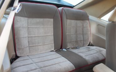 Ford-Mustang-1986-Hatchback-25