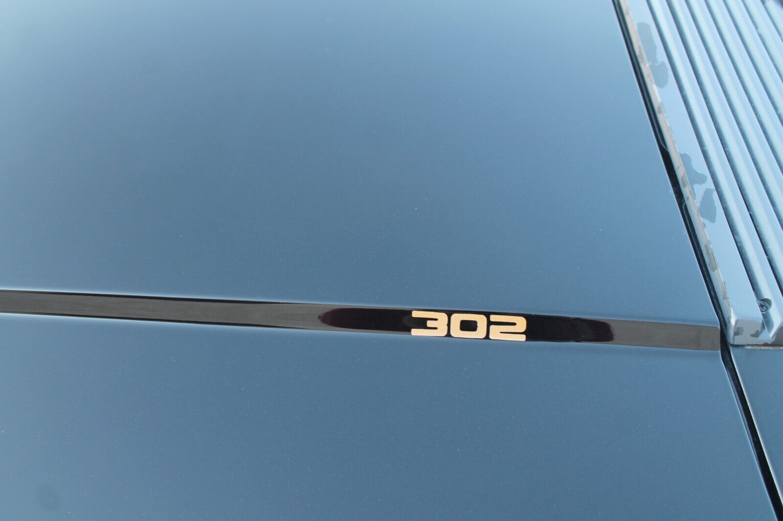 Ford-Mustang-1986-Hatchback-3