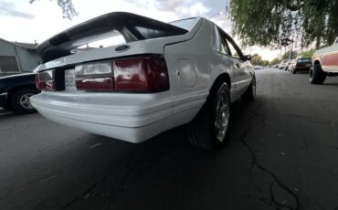 Ford-Mustang-1986-Hatchback-4
