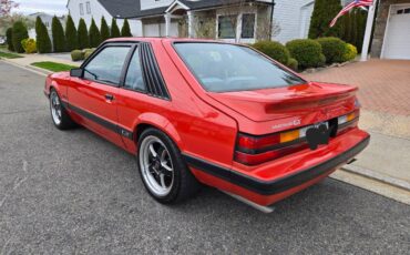 Ford-Mustang-1986-red-4