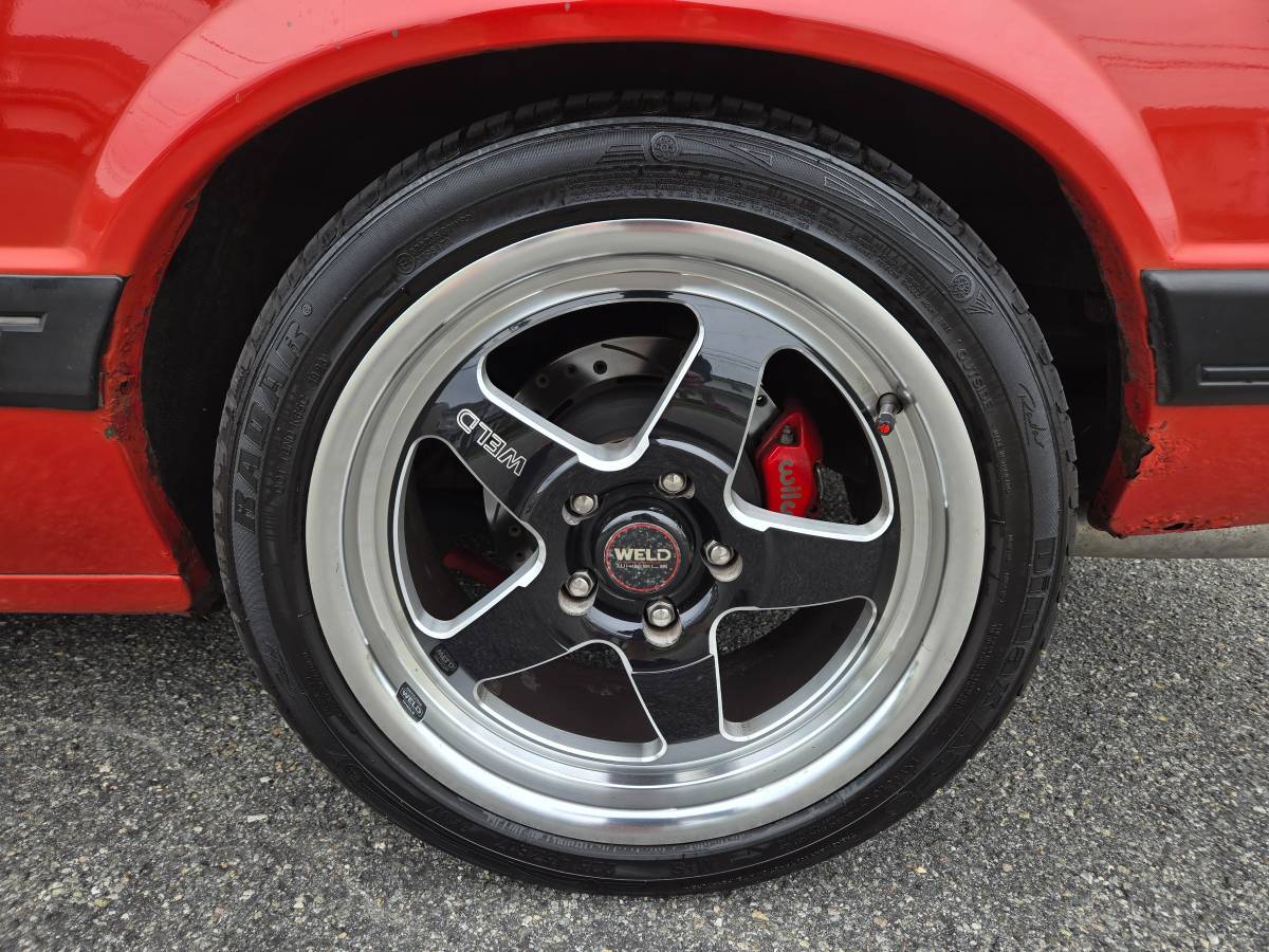 Ford-Mustang-1986-red-6