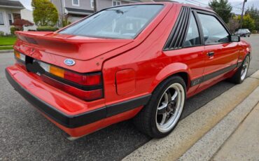 Ford-Mustang-1986-red-8