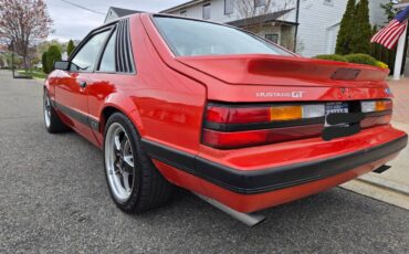 Ford-Mustang-1986-red-9