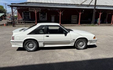 Ford-Mustang-1987-1