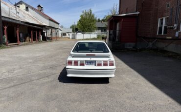 Ford-Mustang-1987-2