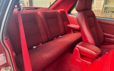 Ford-Mustang-1987-Hatchback-30