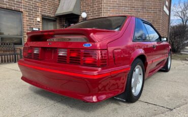 Ford-Mustang-1987-Hatchback-5
