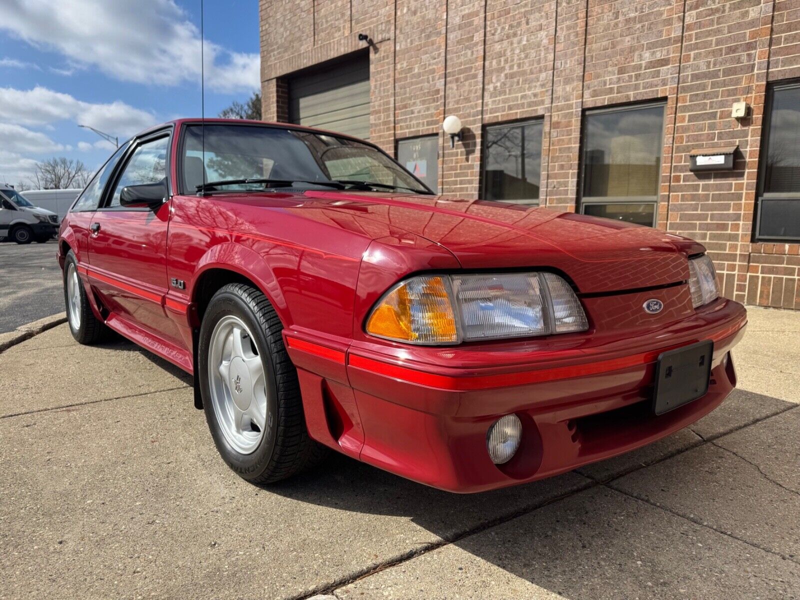 Ford-Mustang-1987-Hatchback-9