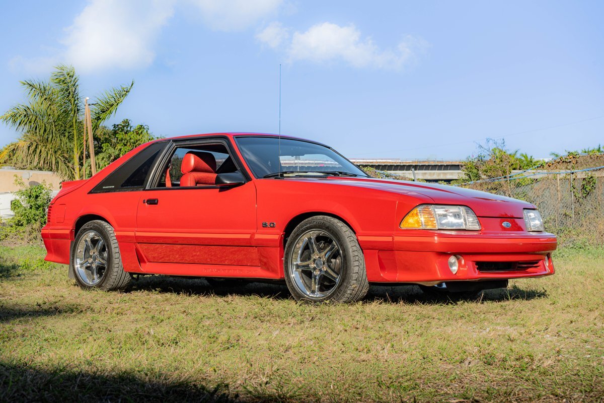Ford-Mustang-1988-2