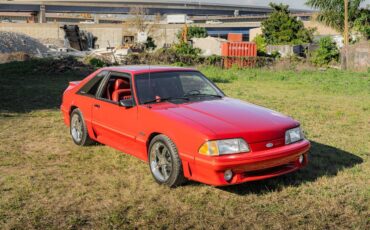 Ford-Mustang-1988-3