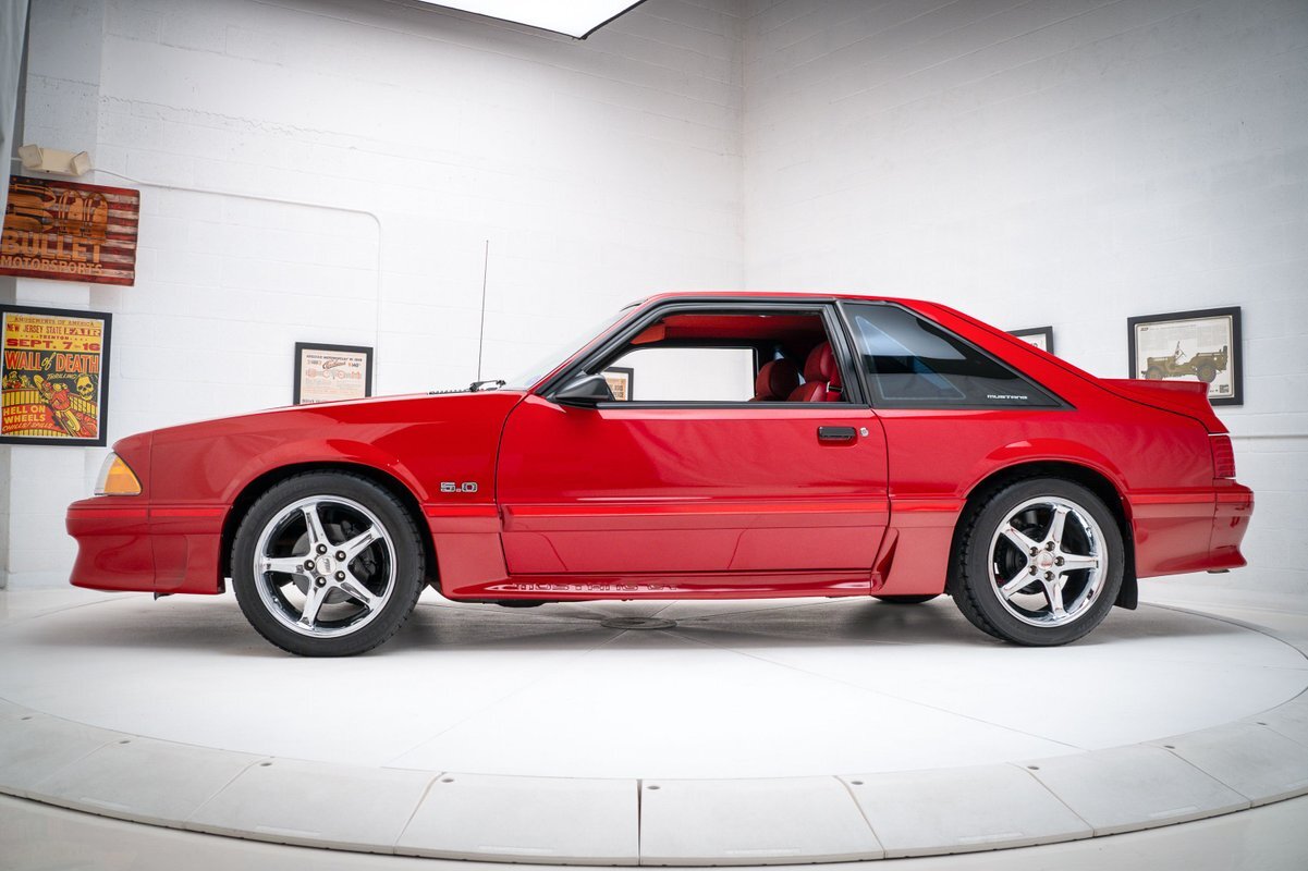 Ford-Mustang-1988-5