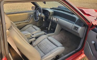 Ford-Mustang-1988-Hatchback-14