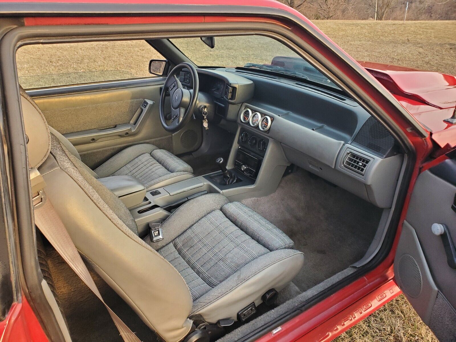 Ford-Mustang-1988-Hatchback-14